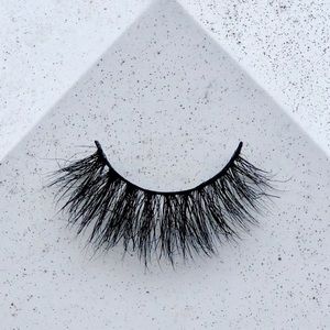 Level Up Lashes - Be Radiant